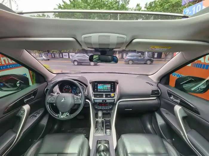 2020 Mitsubishi ECLIPSE CROSS DE AGENCIA — 8