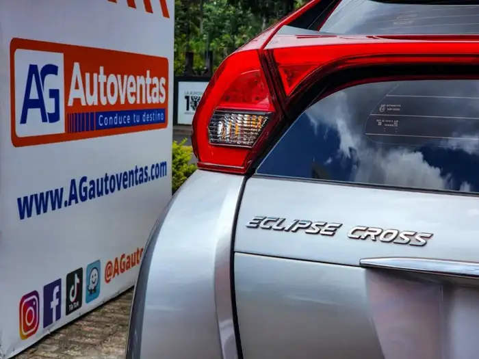 2020 Mitsubishi ECLIPSE CROSS DE AGENCIA — 10