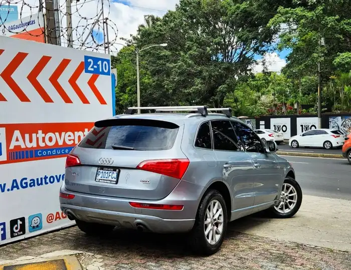 2012 Audi Q5 DE AGENCIA QUATTRO — 4