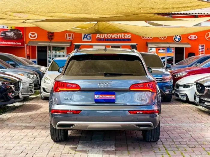 2020 Audi Q5 DE AGENCIA QUATTRO — 5