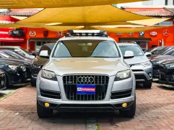 2013 Audi Q7 DE AGENCIA