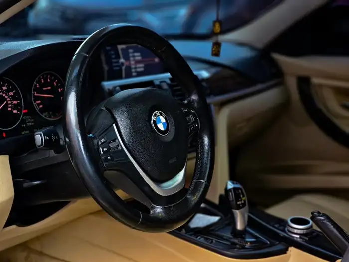 2013 BMW 328i — 7
