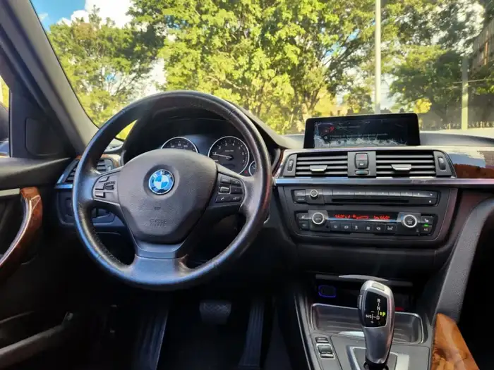 2013 BMW 328i — 9