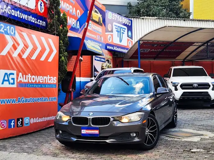2013 BMW 328i — 10