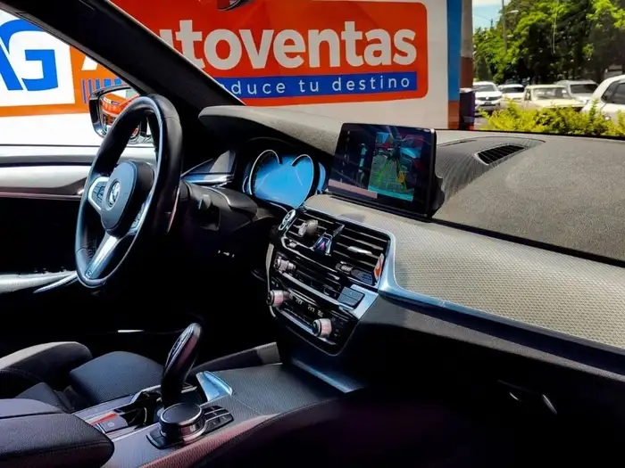2018 BMW 520D DE AGENCIA — 9
