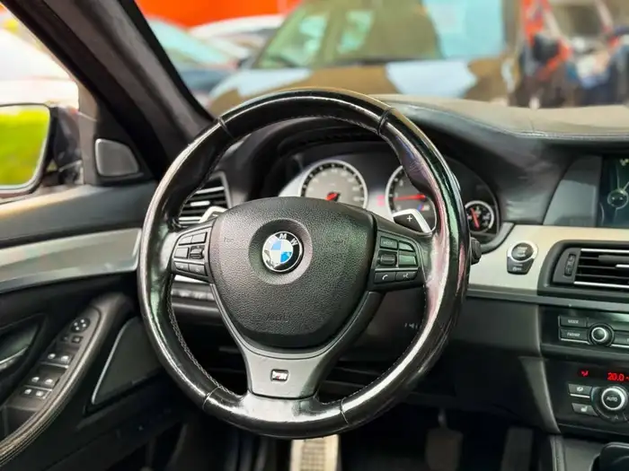 2013 BMW M5 — 10