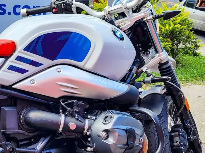 2018 BMW R NINE T URBAN GS — 8