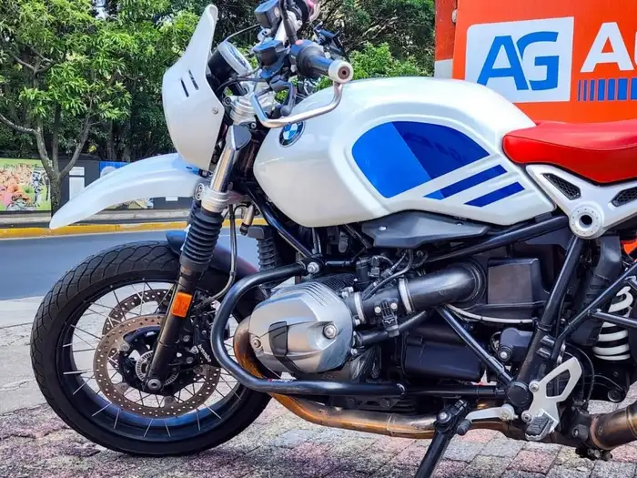 2018 BMW R NINE T URBAN GS — 10
