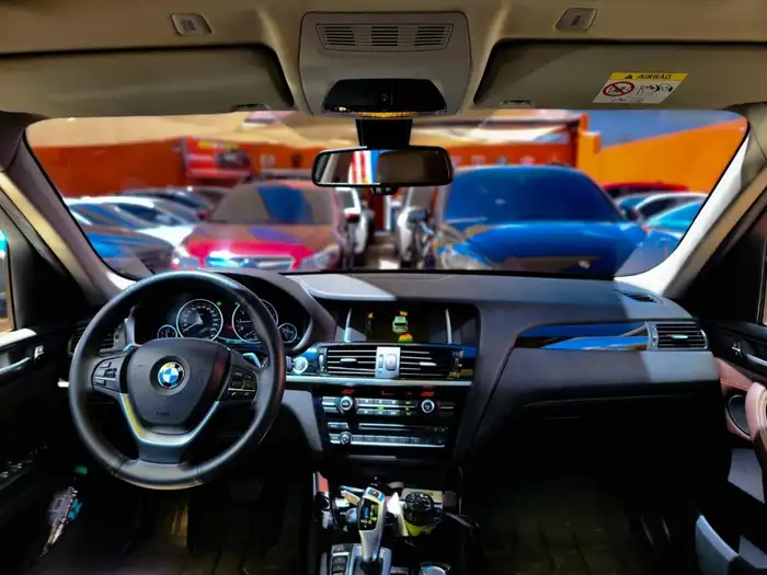 2017 BMW X3 SDRIVE 28i DE AGENCIA — 8