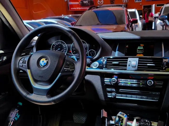 2017 BMW X3 SDRIVE 28i DE AGENCIA — 10