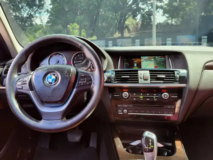 2017 BMW X3 SDRIVE 28i — 10