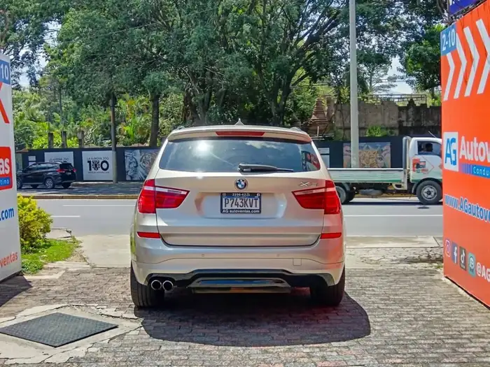 2017 BMW X3 XDRIVE 28i — 4