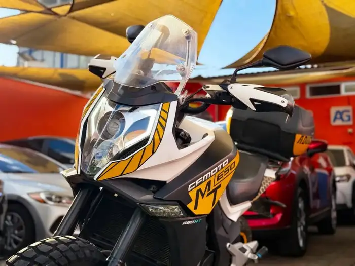 2018 CF Moto MOTO 650 MT DE AGENCIA — 7