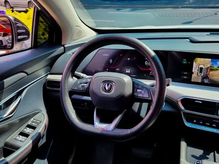 2023 Changan UNI-T DE AGENCIA — 10