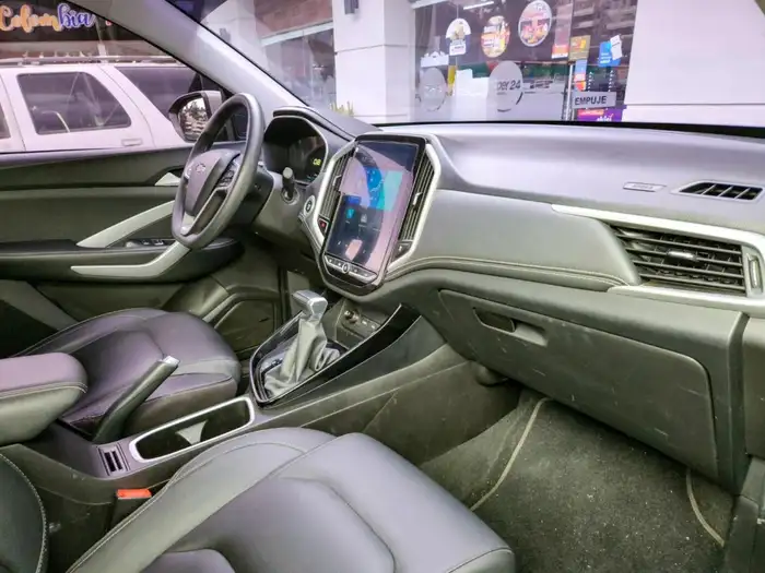 2022 Chevrolet CAPTIVA LT DE AGENCIA — 9