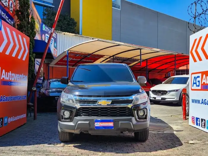 2023 Chevrolet COLORADO LT DE AGENCIA — 2