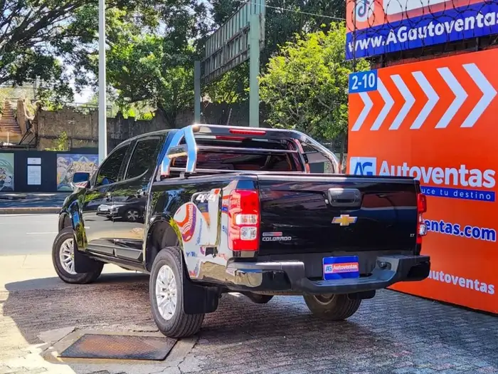 2023 Chevrolet COLORADO LT DE AGENCIA — 6