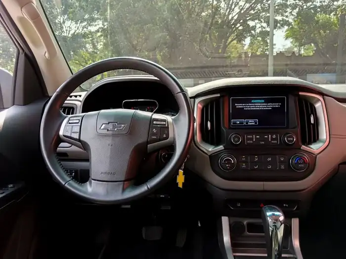 2019 Chevrolet COLORADO LTZ 4X4 DIESEL DE AGENCIA — 10