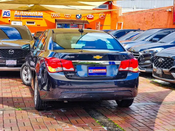 2016 Chevrolet CRUZE LIMITED LT — 4