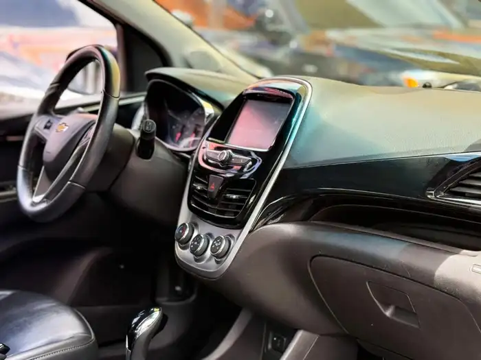 2017 Chevrolet Spark LT — 9