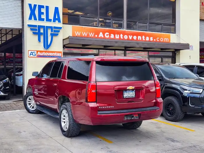 2017 Chevrolet SUBURBAN LS 2WD — 4