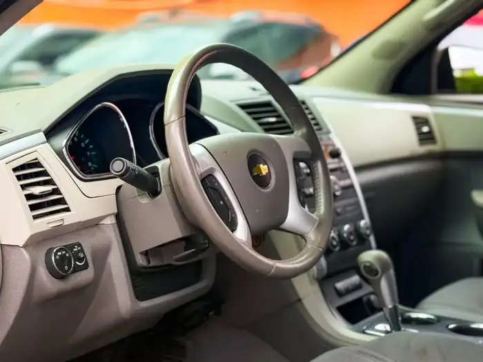 2012 Chevrolet TRAVERSE LS AWD — 7