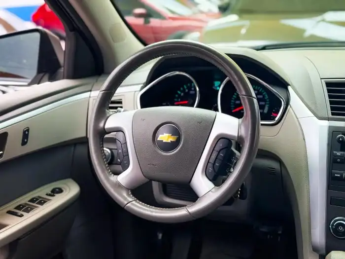 2012 Chevrolet TRAVERSE LS AWD — 10