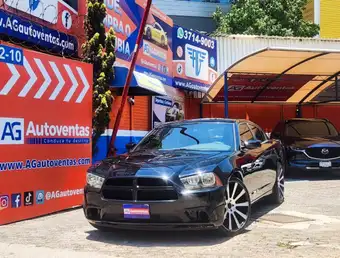 2014 Dodge CHARGER SE
