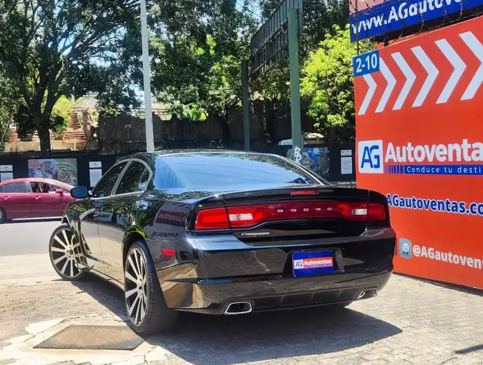 2014 Dodge CHARGER SE — 6