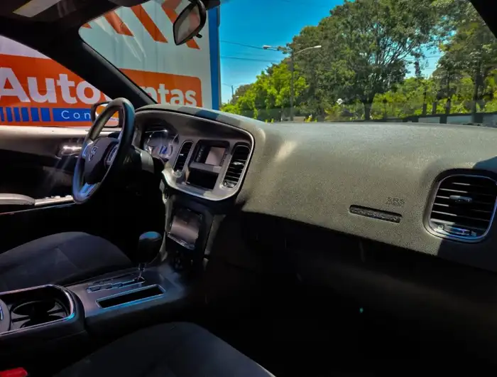 2014 Dodge CHARGER SE — 9