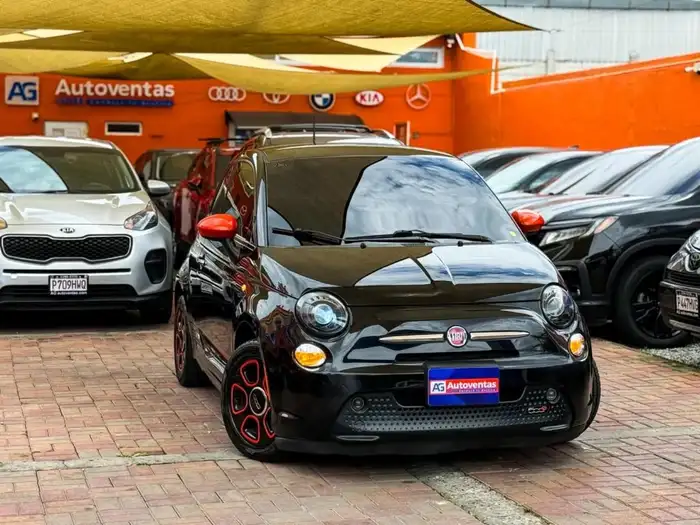 2017 Fiat 500 ELÉCTRICO — 2