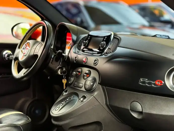 2017 Fiat 500 ELÉCTRICO — 9