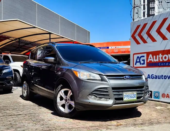 2014 Ford ESCAPE SE 4X2 — 3