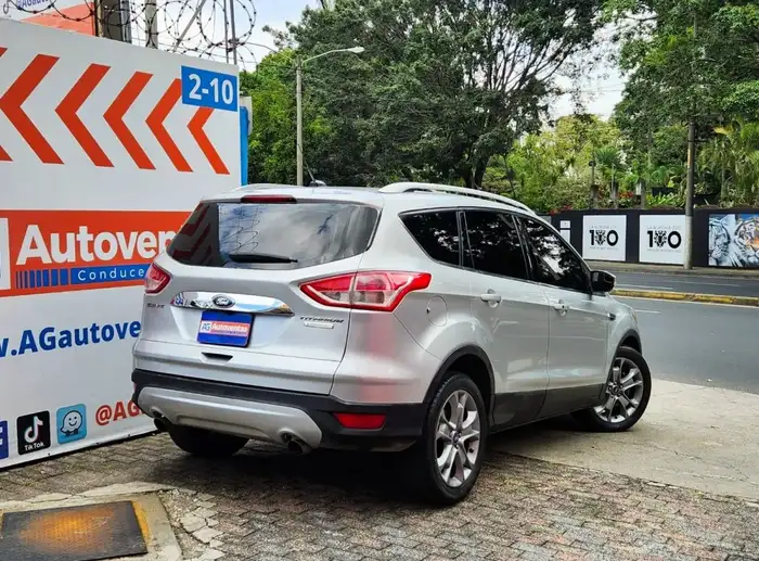 2014 Ford ESCAPE TITANIUM 4X2 — 4
