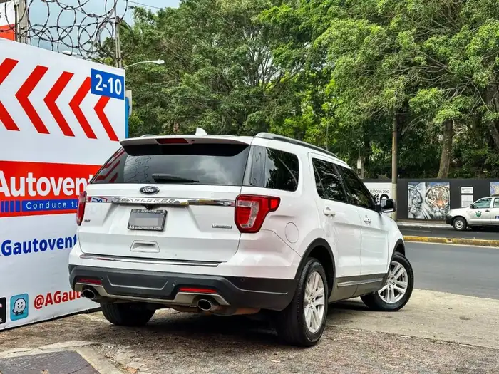 2018 Ford EXPLORER XLT DE AGENCIA — 4