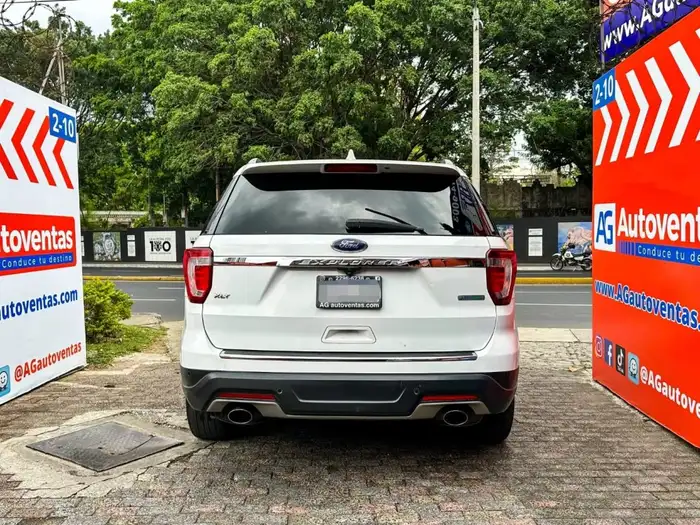 2018 Ford EXPLORER XLT DE AGENCIA — 5