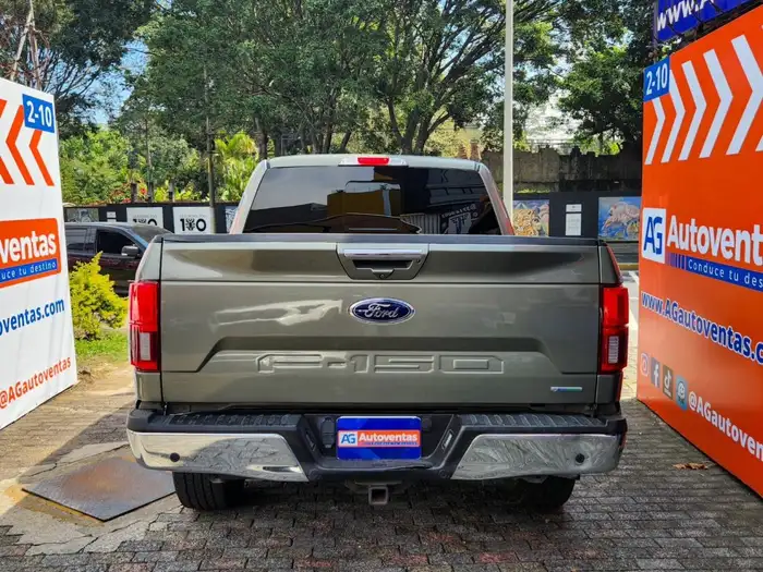 2019 Ford F-150 S/CREW LARIAT 4WD — 5