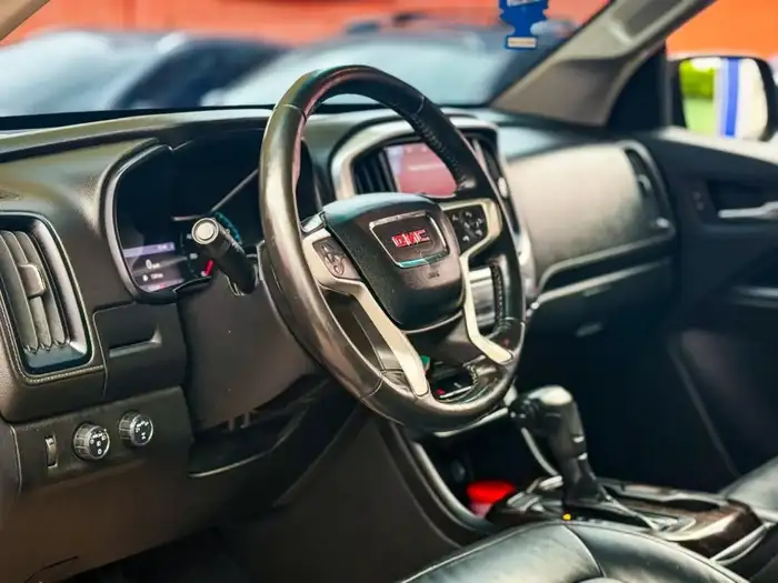 2019 GMC CANYON CREW CAB SLE 4X4 — 7