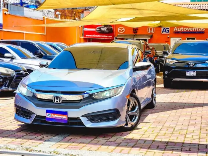 2018 Honda CIVIC LX — 3