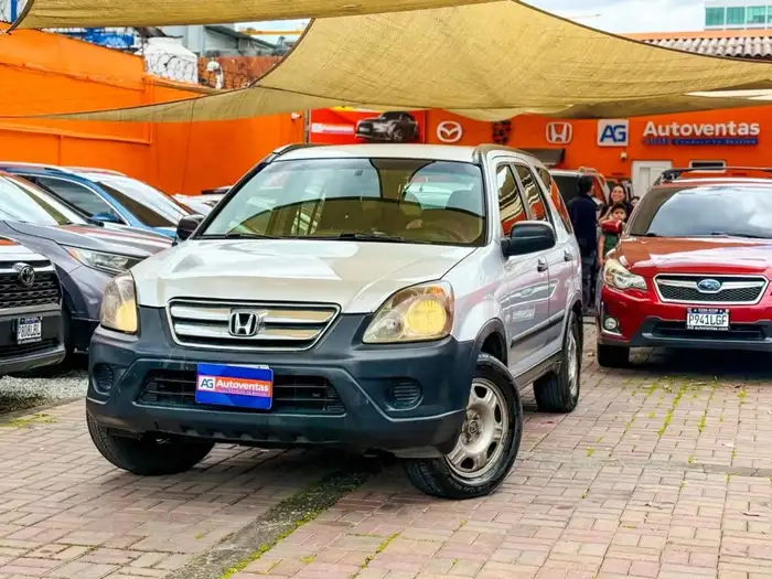 2006 Kia CRV LX — 3