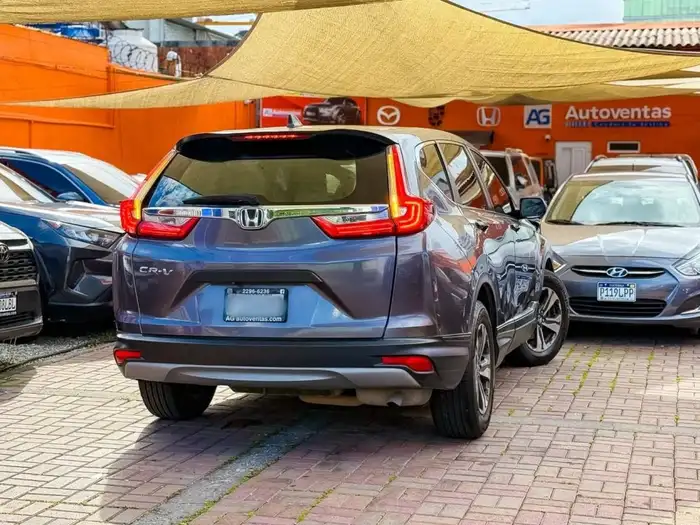 2017 Honda CRV LX — 6
