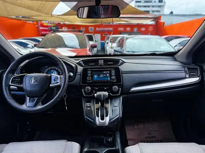 2017 Honda CRV LX — 8