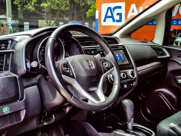 2015 Honda FIT EX — 7