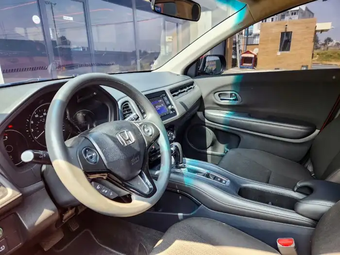 2017 Honda HRV LX AWD — 7