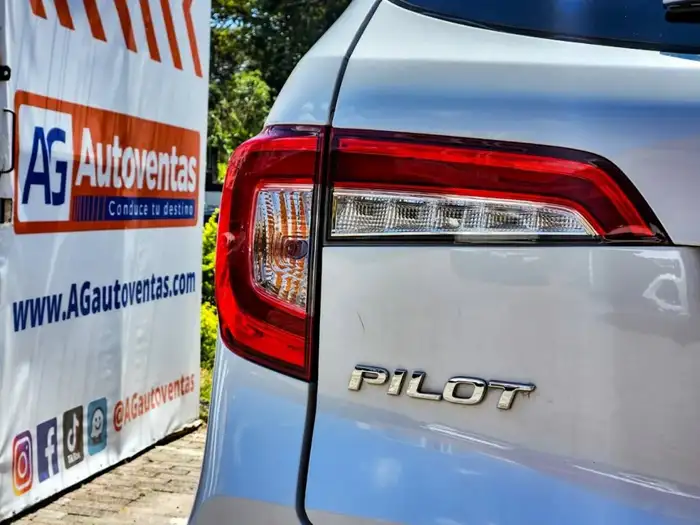 2021 Honda PILOT EXL FWD — 10