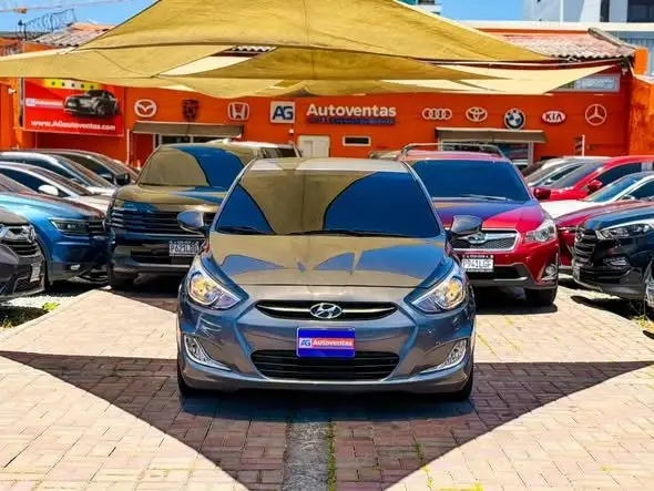 2016 Hyundai ACCENT SE — 1