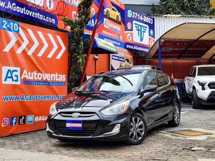 2017 Hyundai ACCENT SE — 1