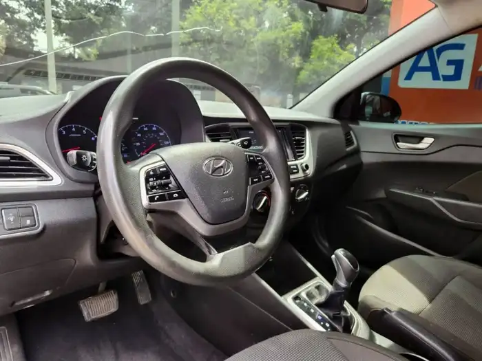 2020 Hyundai ACCENT SE — 7