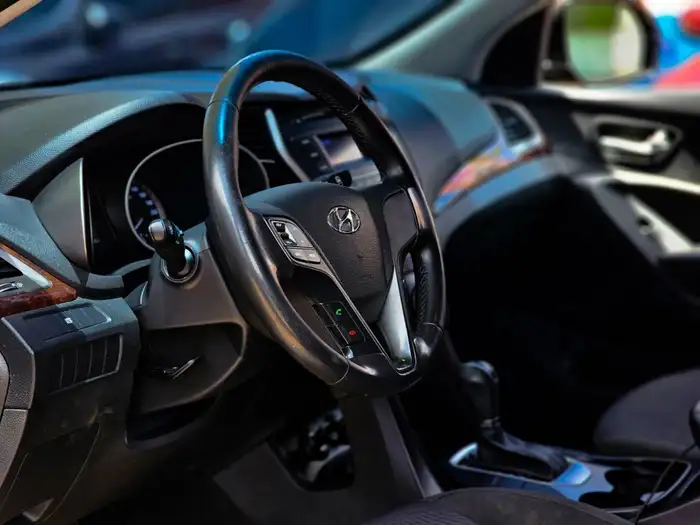 2016 Hyundai SANTA FE DE AGENCIA — 7