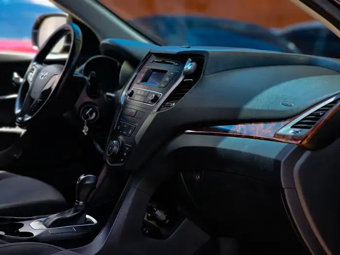 2016 Hyundai SANTA FE DE AGENCIA — 9